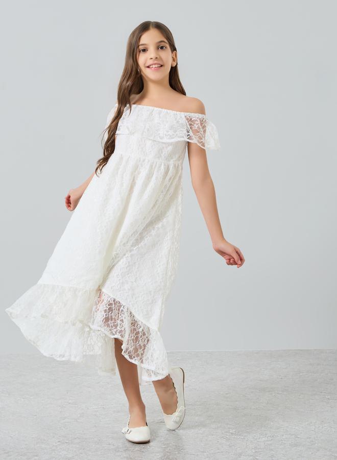 ستايلي فستان بتفاصيل دانتيل وأكتاف مكشوفة - Image 4